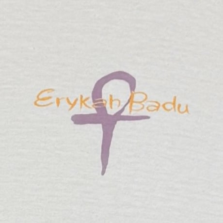 ERYKAH BADU BADUIZM LS WHITE EURO LARGE 9396
