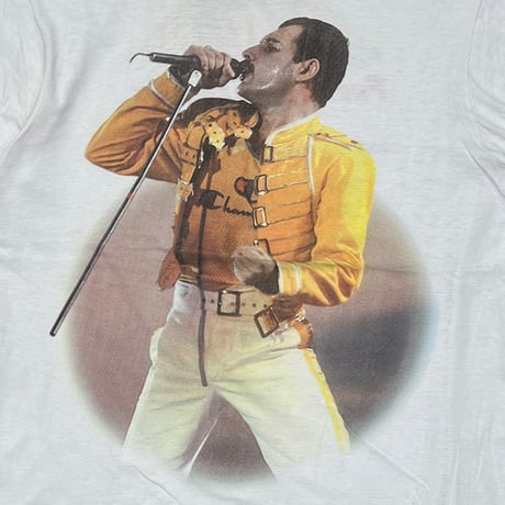 QUEEN THE FREDDIE MERCURY TRIBUTE CONCERT FOR AIDS AWARENESS WHITE XL 9372