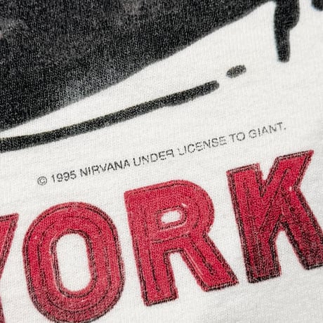 NIRVANA 1995 LIVE IN NEW YORK MTV UNPLUGGED WHITE GIANT BY TULTEX XL 5465