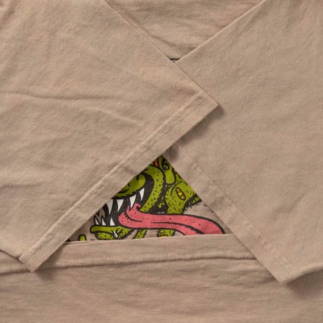 PEARL JAM OUT OF CONTROL BEIGE GIANT LARGE 9324
