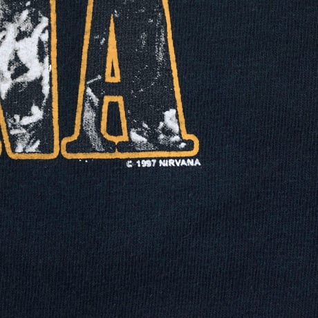 NIRVANA TEXT LOGO WITH SMILE BLACK XL 8443