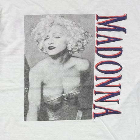 MADONNA BLOND AMBITION WORLD TOUR 90 MEDIUM 9302