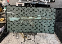 フレームアート　LV GUN BLACK 120 X 65CM クリスタル付き