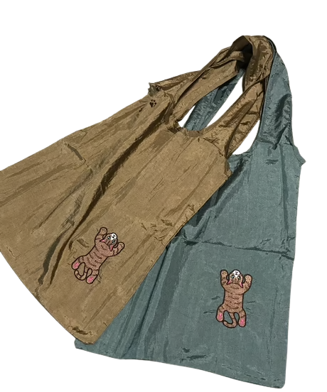 限定品★空飛ぶ猫ちゃんバッグ（トラ猫）