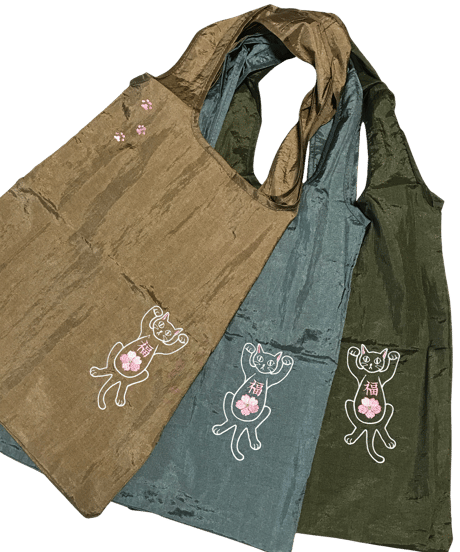 限定品★招き猫刺繍バッグ （サクラ)