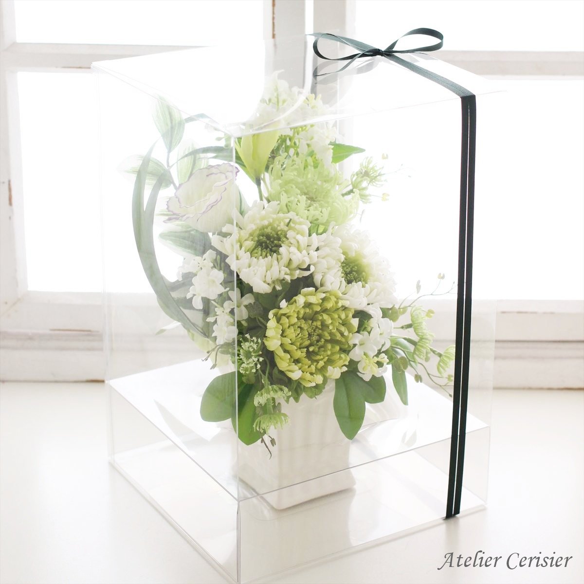 プリザーブドフラワー仏花 白菊 輪菊の仏花（エテルネル 白緑）Mサイズ プリザーブドフラワー