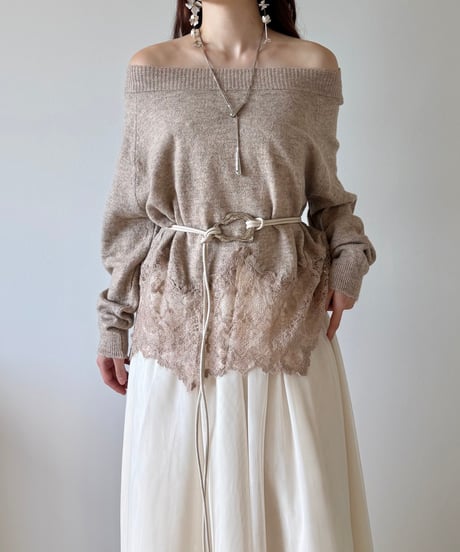 lace layered off shoulder knit(2色)