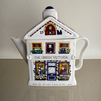 England WADE ceramic pot ②