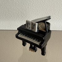 Ceramic mini piano