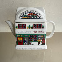 England WADE ceramic pot ①