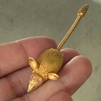 Mouse brooch