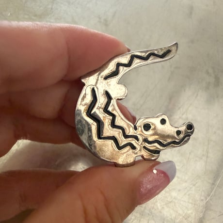 Crocodile brooch