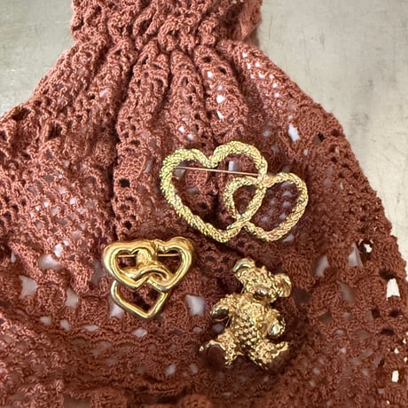 Double heart brooch