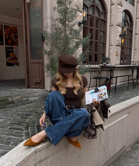 fuzzy shaggy knit tops / brown