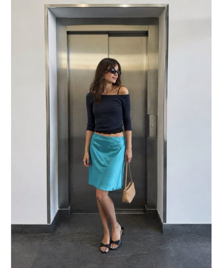 juicy gloss midi skirt / turquoise blue