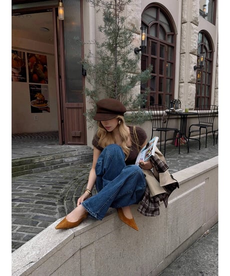 fuzzy shaggy knit tops / brown
