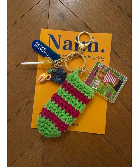 toy pop lip key-ring / kiwi berry
