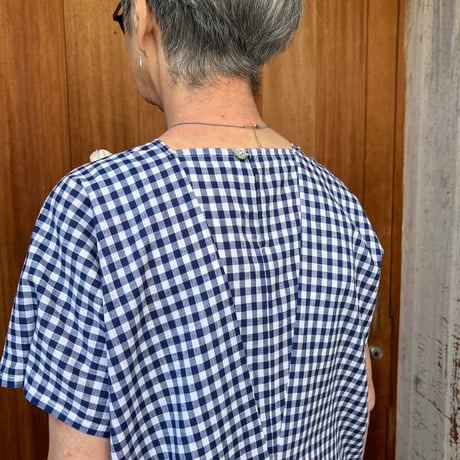 【受注品】★6型✴︎モデルはLサイズ着用✴︎幸せな夏の四角リネンワンピース✴︎ミニモモンガ半袖✴︎後ろ三角パーツボタン付き★永遠のギンガムチェック薄手✴︎明るいネイビー★袖丈は七分袖まで長くできます