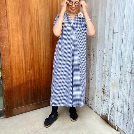 【受注品】★6型✴︎モデルはLサイズ着用✴︎幸せな夏の四角リネンワンピース✴︎ミニモモンガ半袖✴︎後ろ三角パーツボタン付き★永遠のギンガムチェック薄手✴︎明るいネイビー★袖丈は七分袖まで長くできます