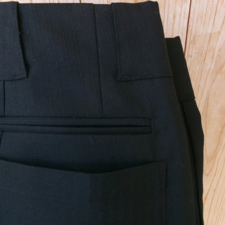 ABELIA EDWARD GOUCHA / BASEBALL SLACKS(POLYESTER WOOL) *BLACK STRIPED