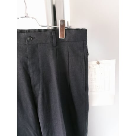 YOKO SAKAMOTO / DOUBLE PLEATED TROUSERS(POLYESTER) *CHARCOAL GRAY