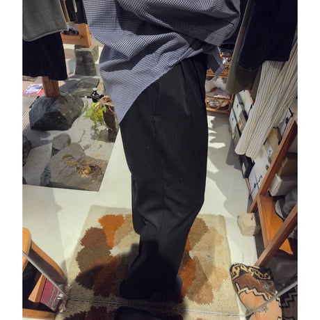 FUJI / WOOL TWO TUCK SLACKS *BLACK