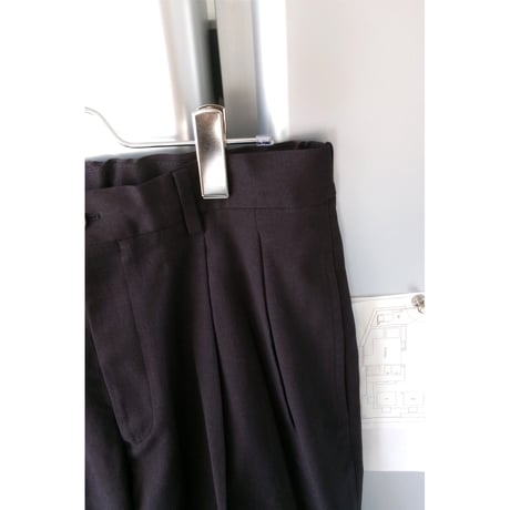 YOKO SAKAMOTO / DOUBLE PLEATED TROUSERS(POLYESTER) *BROWN