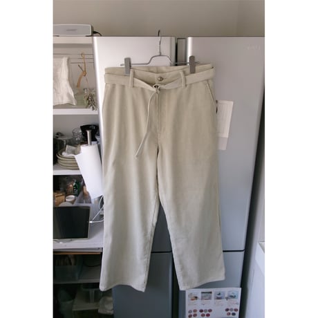 YOKO SAKAMOTO / BELTED TROUSERS(CORDUROY) *IVORY