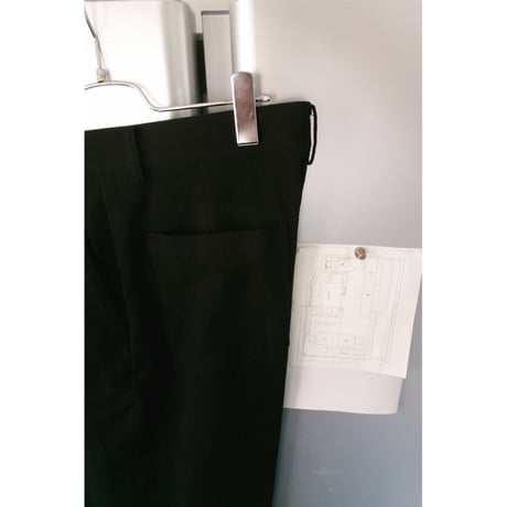 FUJI / COTTON SILK PATCH POCKET PANTS *BLACK