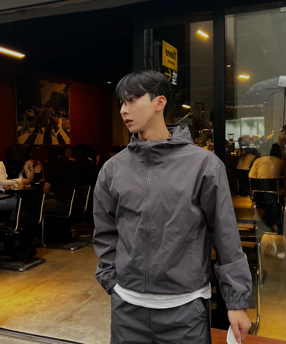6ab7b2931134403a36c42ae4