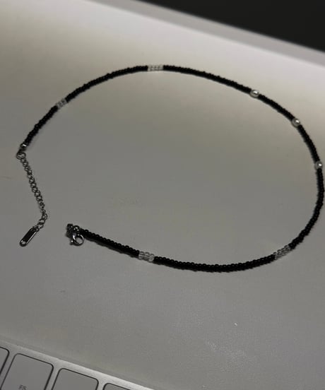 OIX Black Neckless