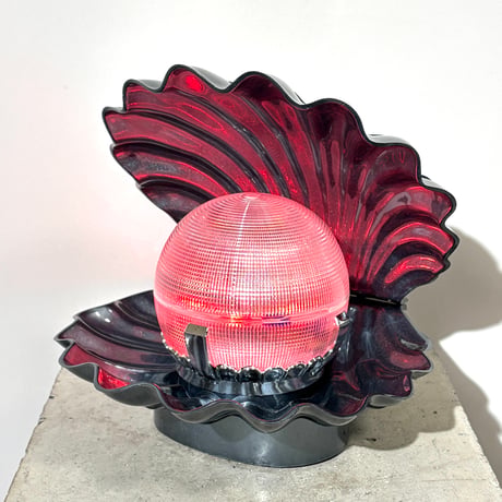 Metalic Touch Shell Lamp