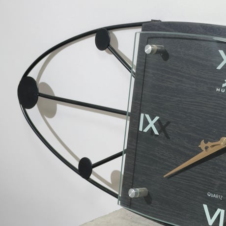 Atomic Wall Clock