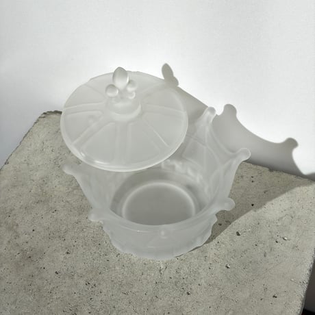 Crown Glass Box
