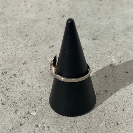 Modern Curve Ring