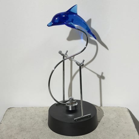 Swing Kinetic Dolphin