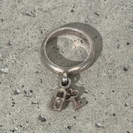 Lock & Key Ring