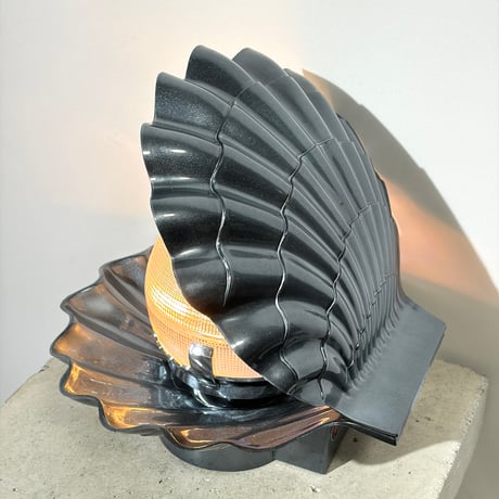 Metalic Touch Shell Lamp
