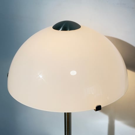 White Dome Glass Lamp