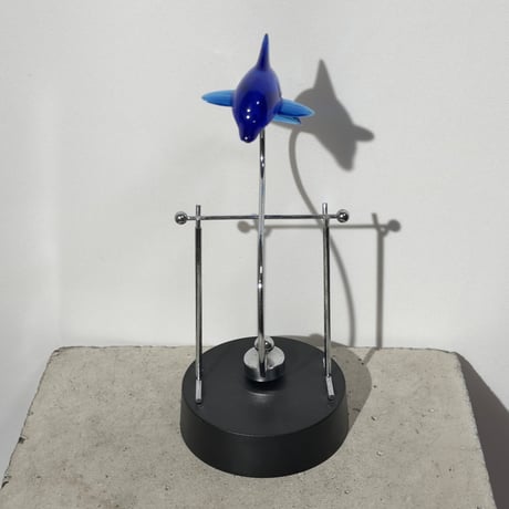 Swing Kinetic Dolphin