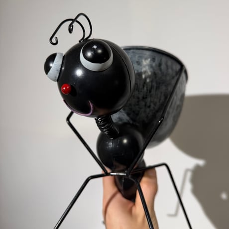 Big Ant Storage Pot