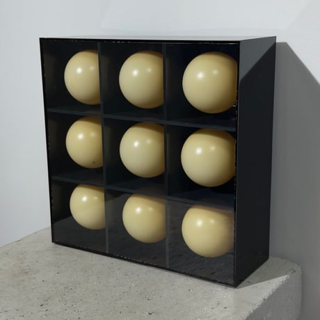 9 Ball Box Lamp