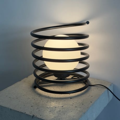 Spring Ball Lamp