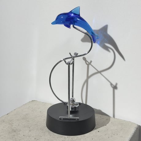 Swing Kinetic Dolphin