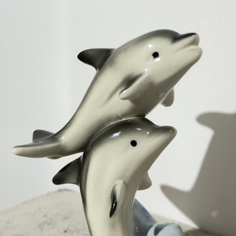 Porcelain Dolphin Objet