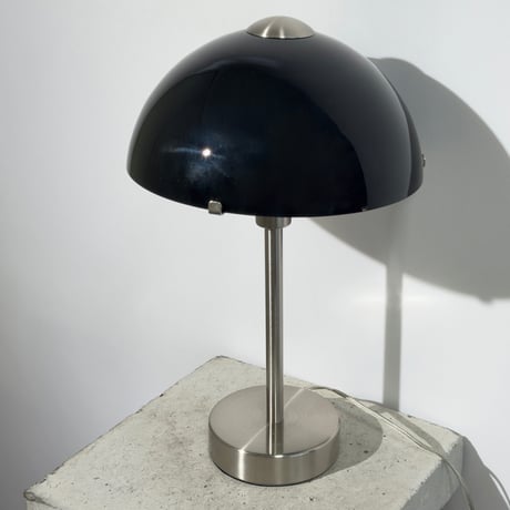 Black Dome Glass Lamp