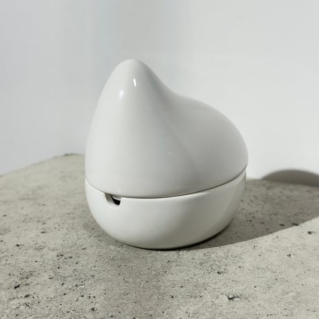 White Drop Box
