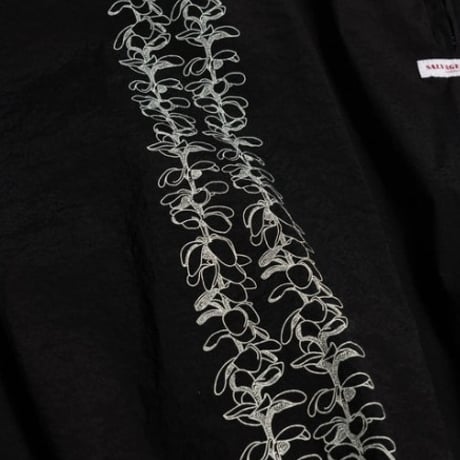 SALVAGE PUBLIC Pepa Nylon Half Zip Shirts