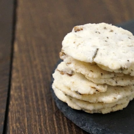【江戸屋】ごぼうせんべい16袋×10袋（10-17106）国内産ごぼう使用 サクサク薄焼きの香ばしい和風スナック