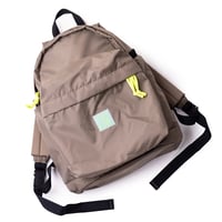 BLUE LUG｜ブルーラグ the day pack MINI (dark beige)
